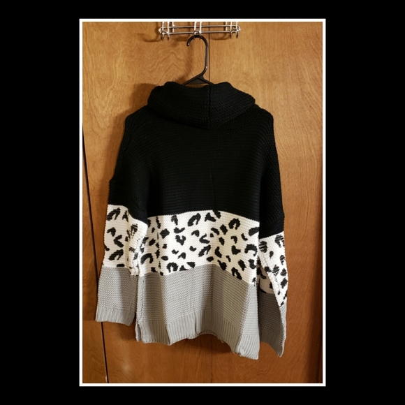 ‼️CLEARANCE PRICE FIRM‼️Black Turtleneck Splicing Chunky Sweater🖤 - Picture 9 of 11